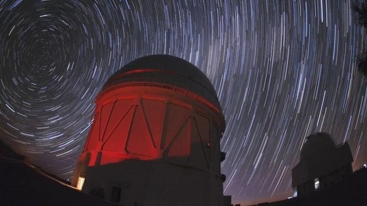 Telescópio Blanco, no Chile, tem sido usado para a descoberta de novos astros no Universo - Dark Energy Survey - Dark Energy Survey